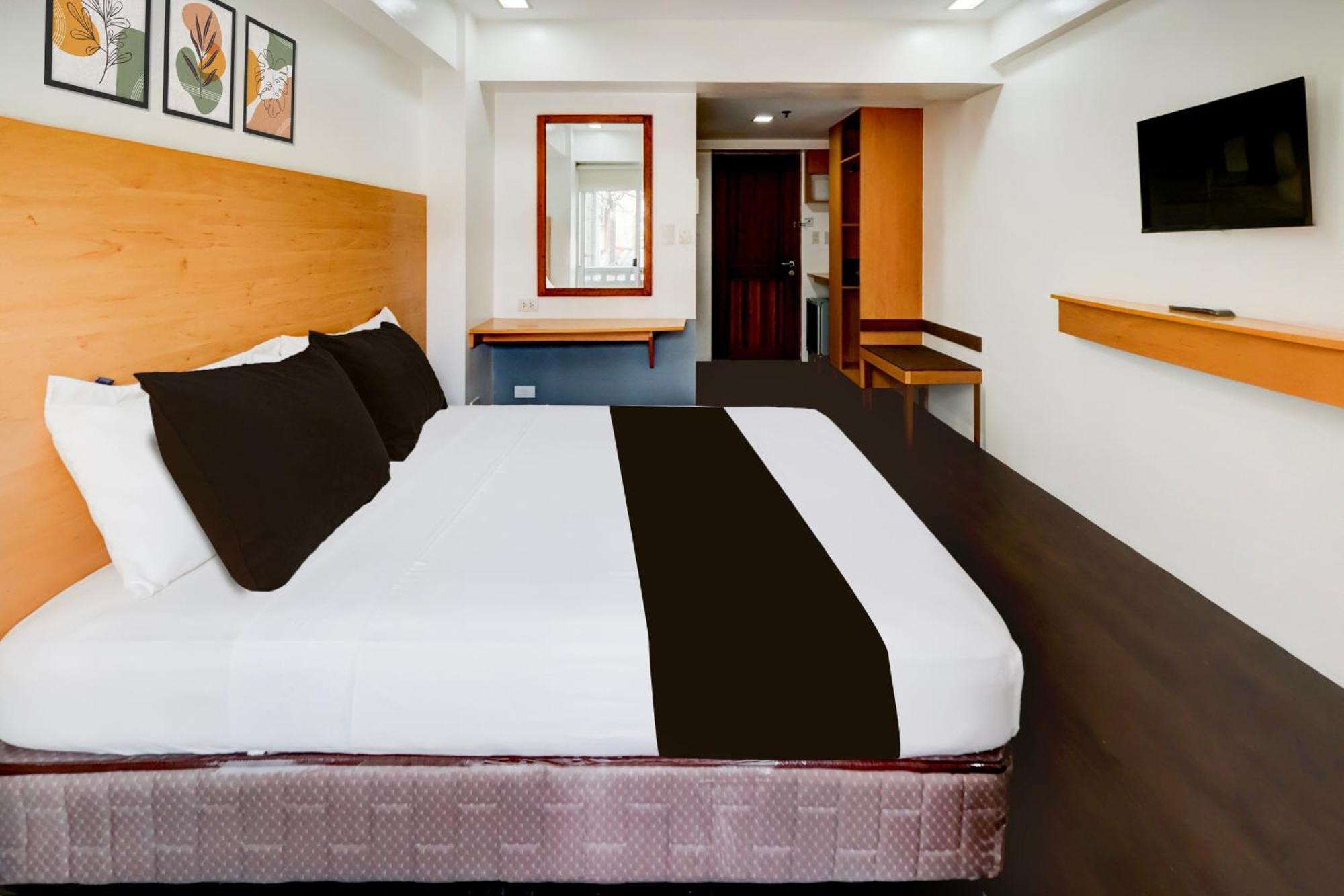 Collection O Brblock Boutique & Residences, Santa Cruz Olympia, Makati 마카티 외부 사진