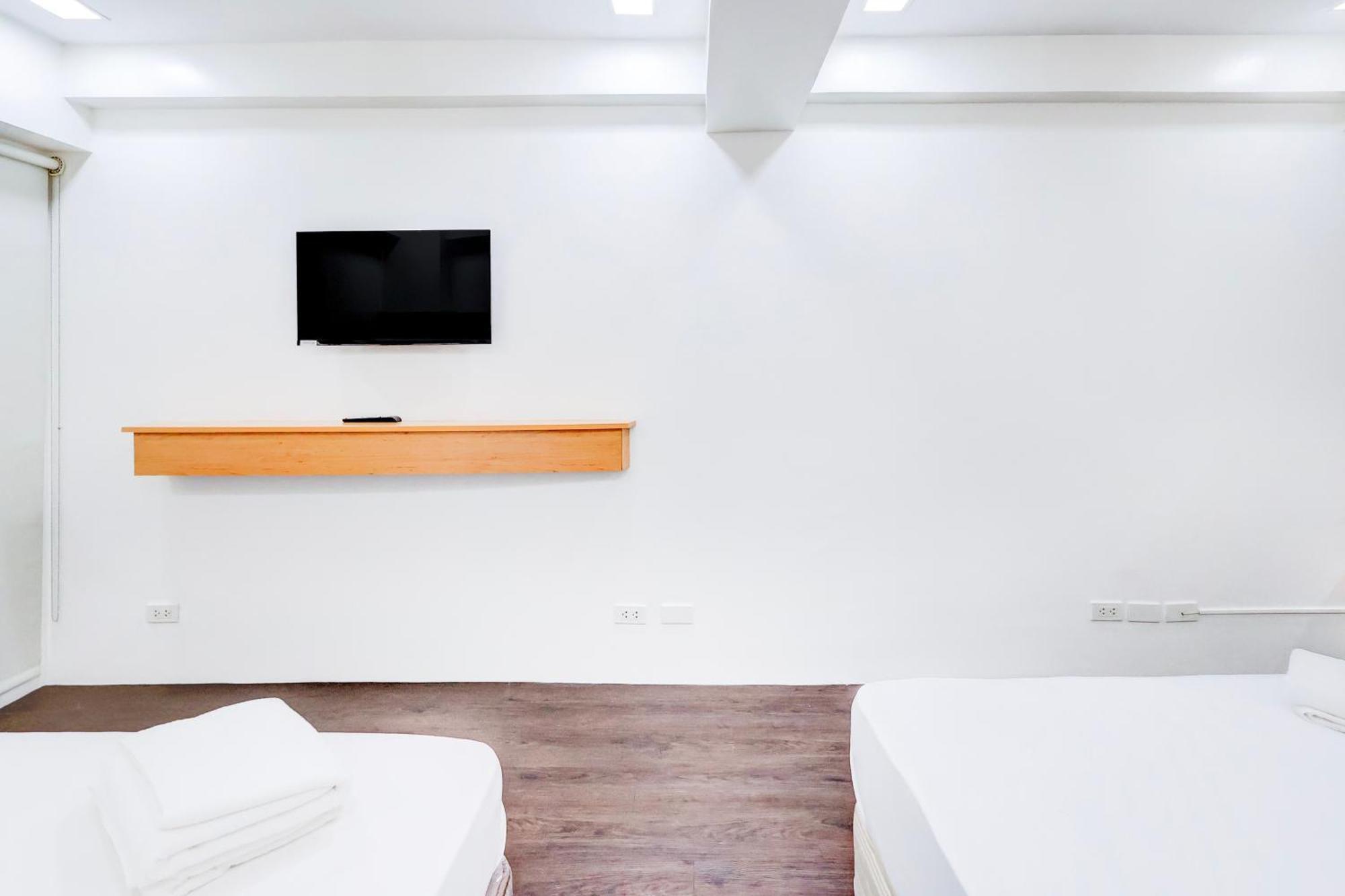 Collection O Brblock Boutique & Residences, Santa Cruz Olympia, Makati 마카티 외부 사진